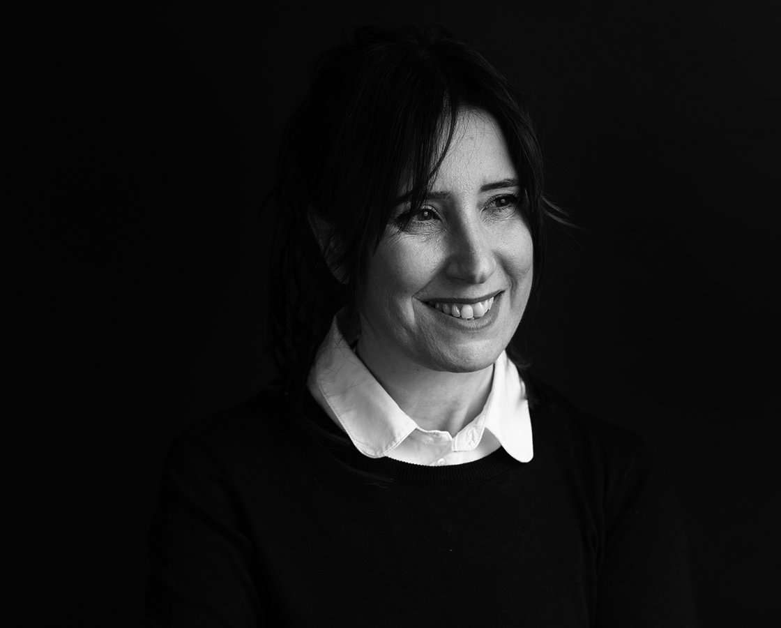 Ayşen-Peren-2.jpg (249 KB)